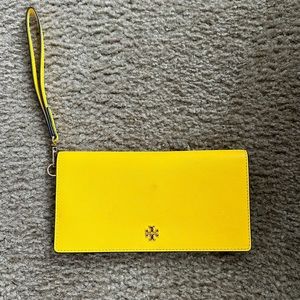Tory Burch wrist wallet yellow